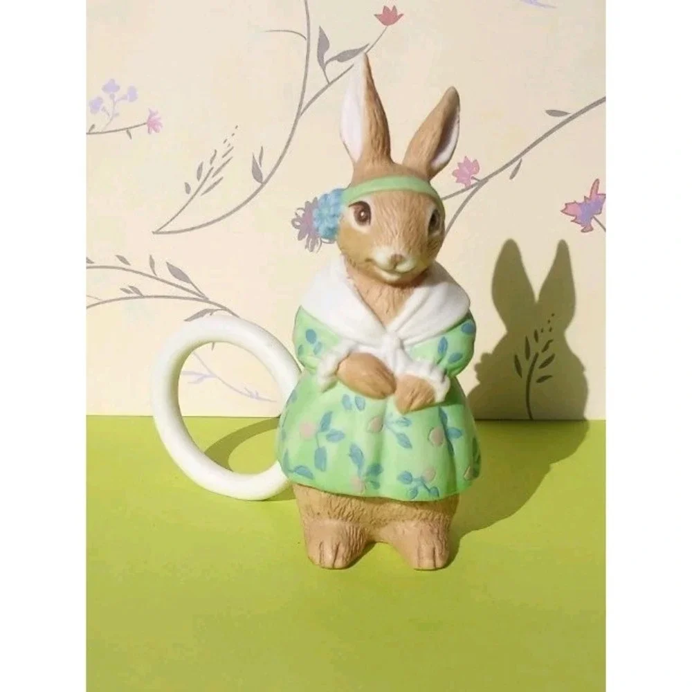 Vtg Bunny Rabbit Napkin Rings Boy‎ Girl Easter Spring Table Decor 4 pc Bisque
